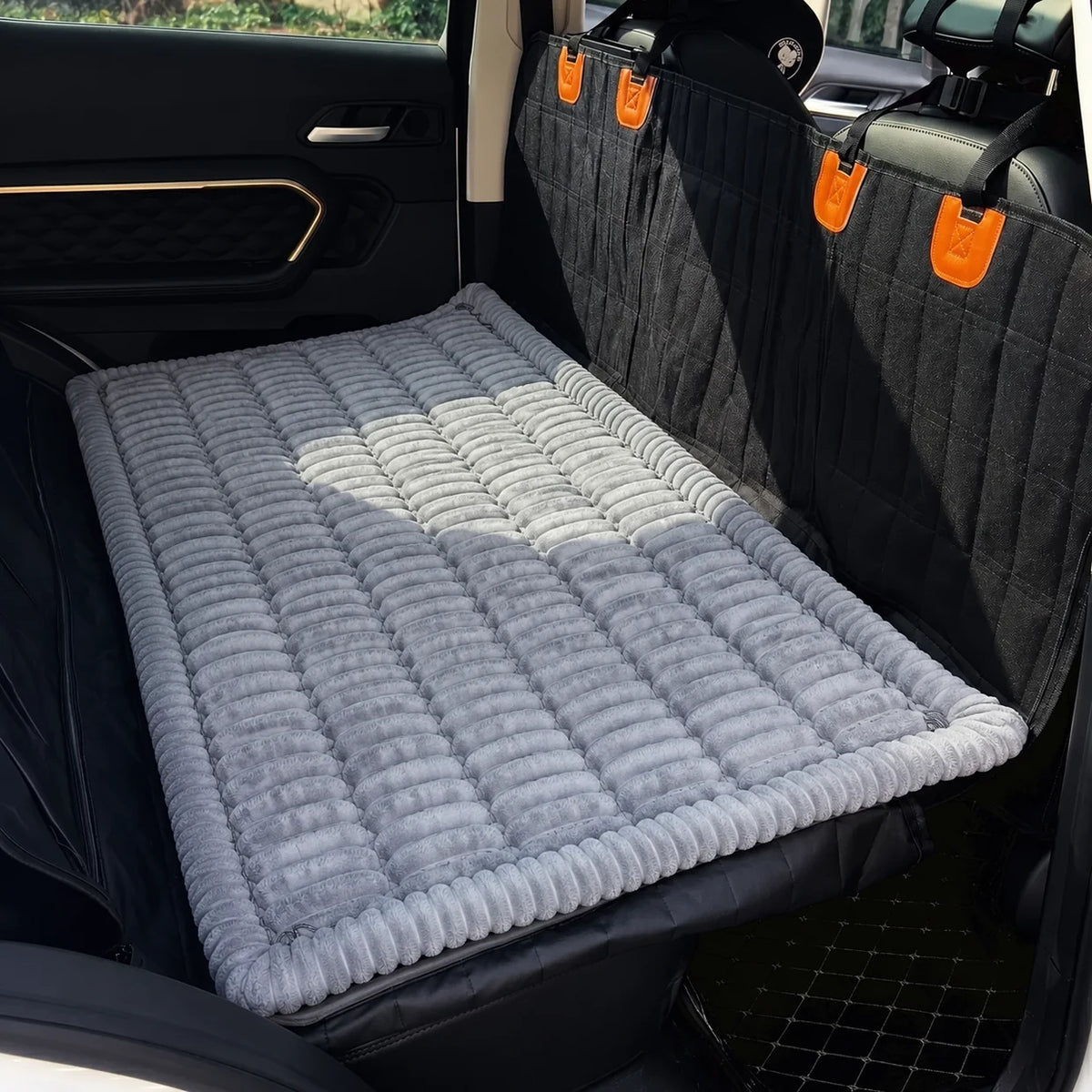 Accesorio de descanso para perro para viajes en coche